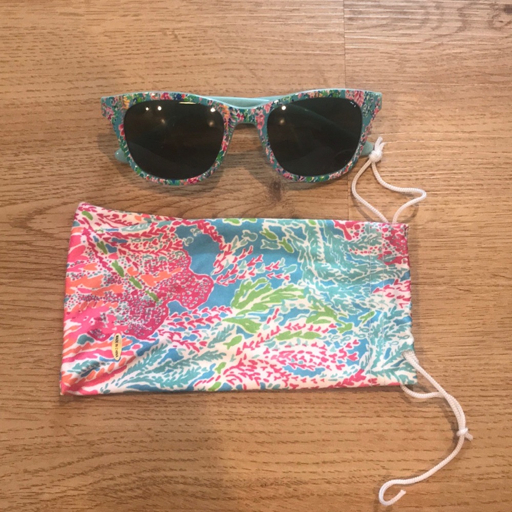 Lilly Pulitzer Maddie sunglasses